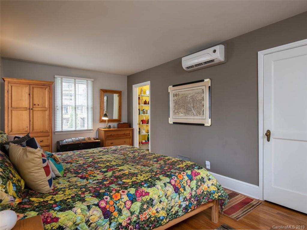 23 Farrwood Avenue Asheville NC 28804