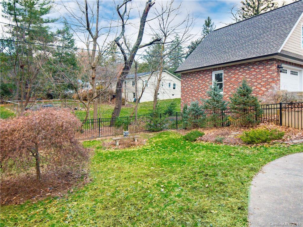 23 Farrwood Avenue Asheville NC 28804