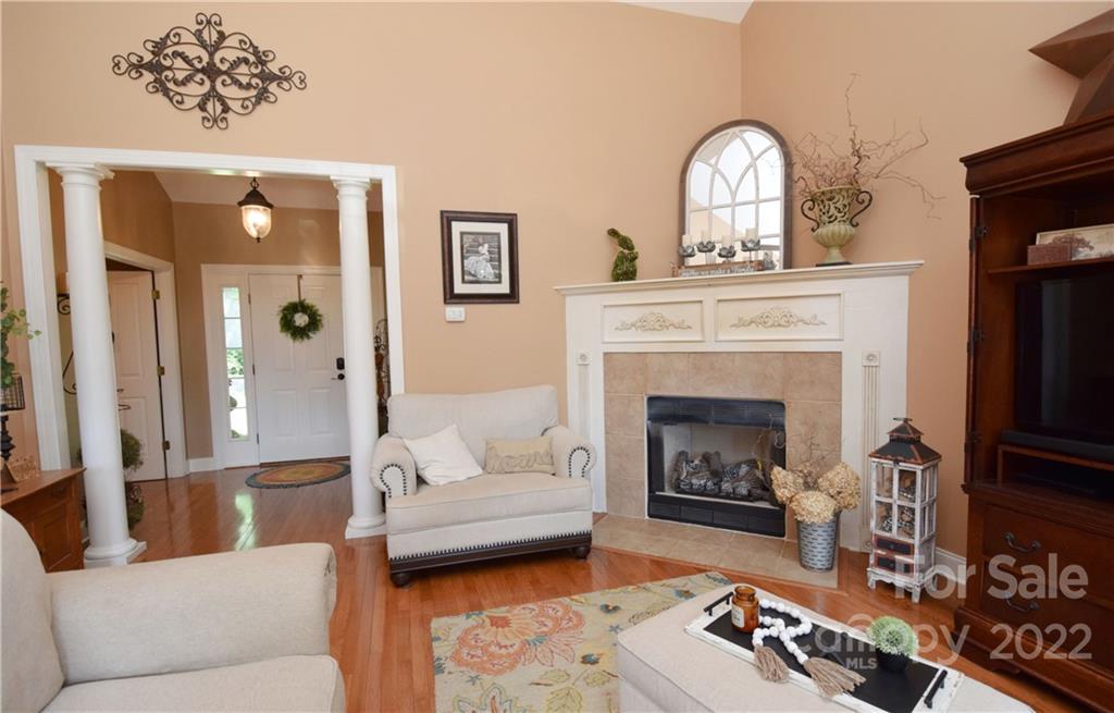 32 Helen Holcombe Way Candler NC 28715