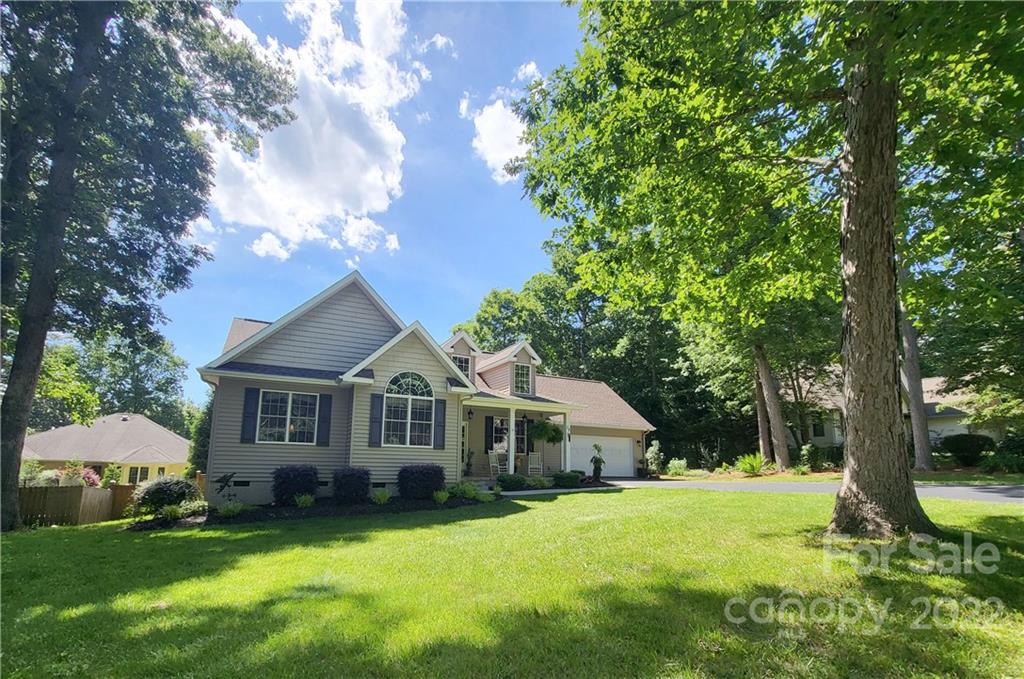 32 Helen Holcombe Way Candler NC 28715