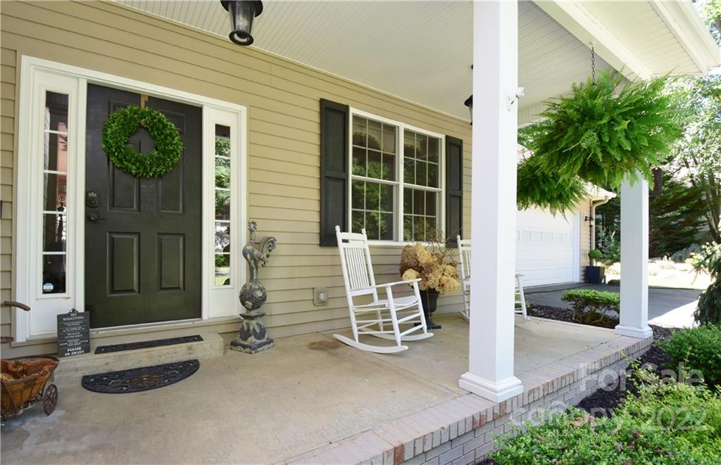 32 Helen Holcombe Way Candler NC 28715