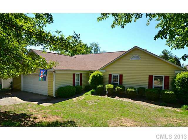 8310 Norcroft Drive Charlotte NC 28269