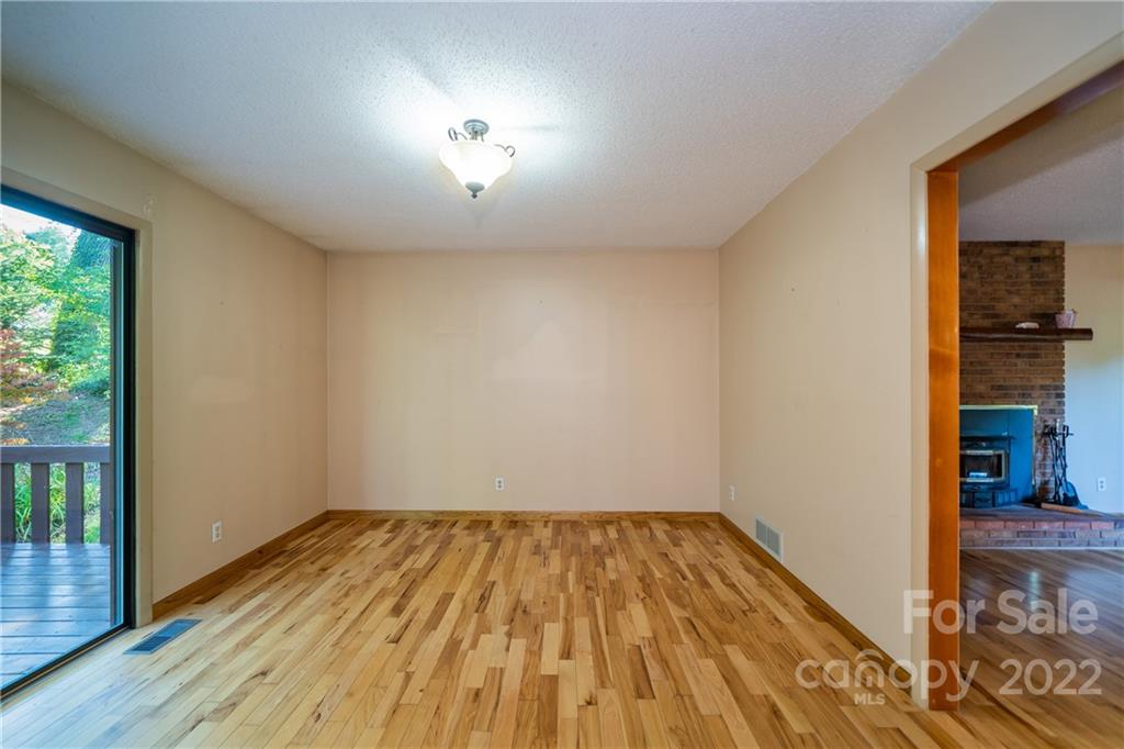 4 Pine Spring Drive Asheville NC 28805