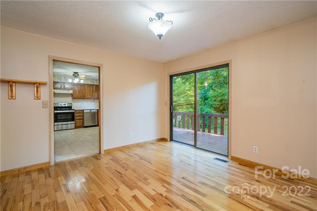 4 Pine Spring Drive Asheville NC 28805
