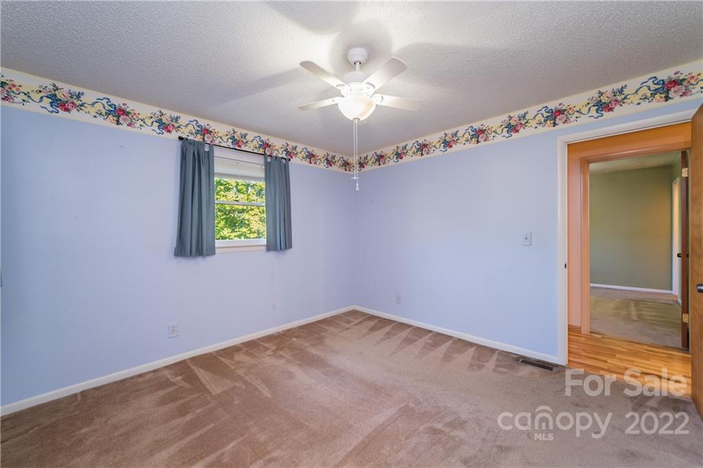 4 Pine Spring Drive Asheville NC 28805
