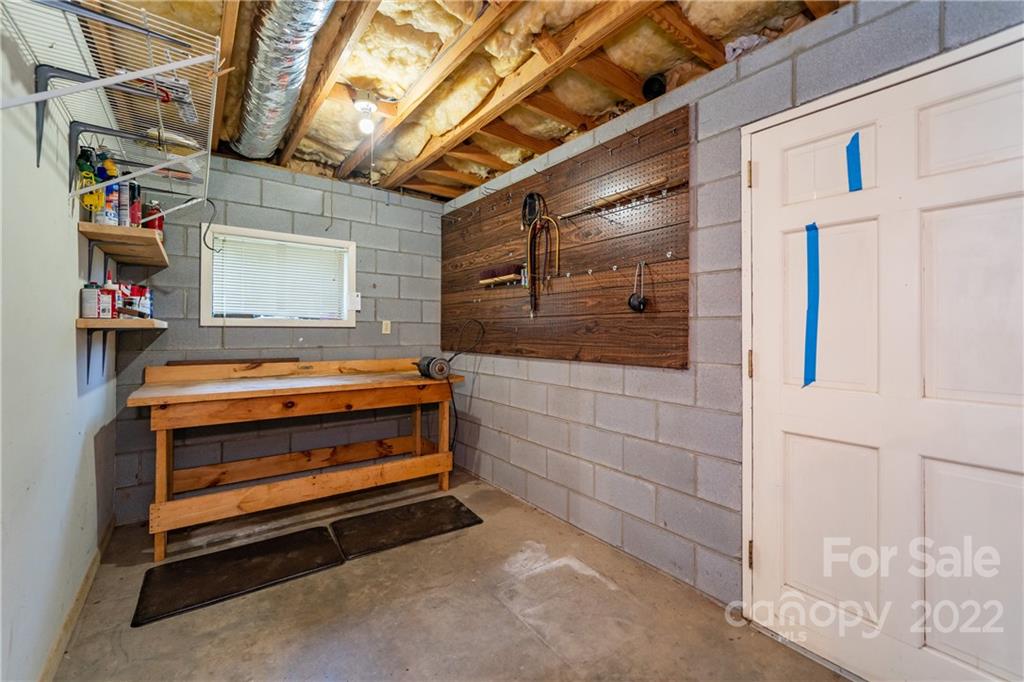 4 Pine Spring Drive Asheville NC 28805