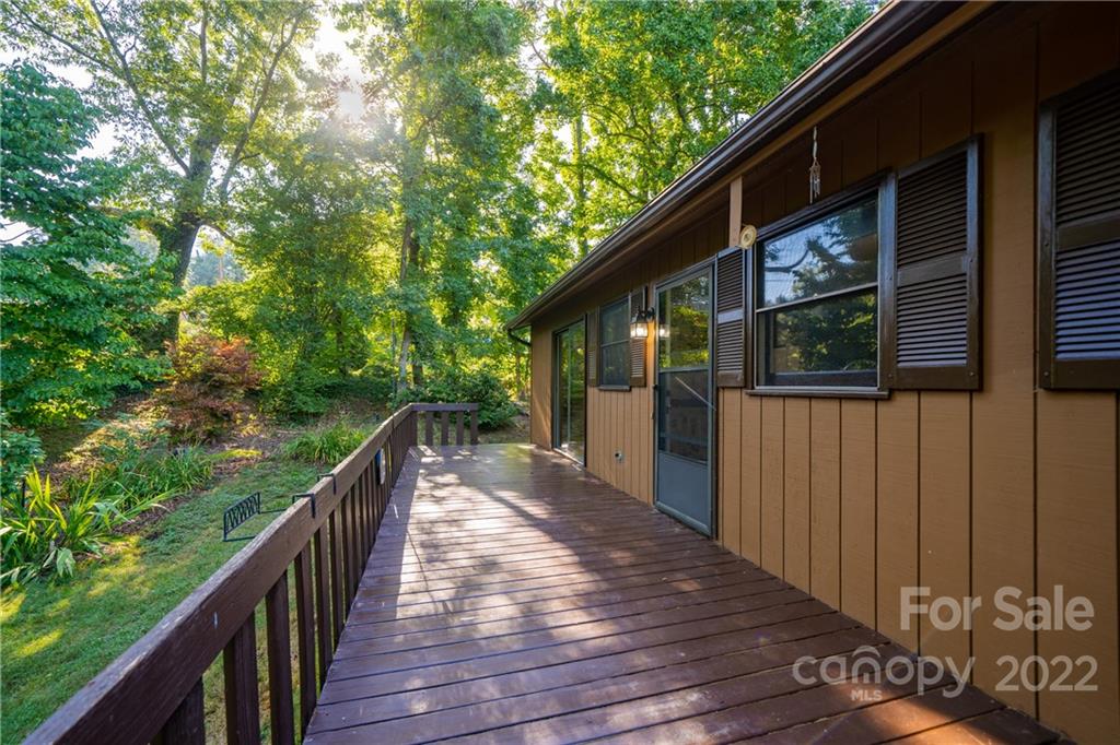 4 Pine Spring Drive Asheville NC 28805