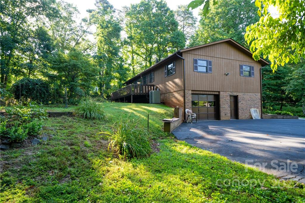4 Pine Spring Drive Asheville NC 28805