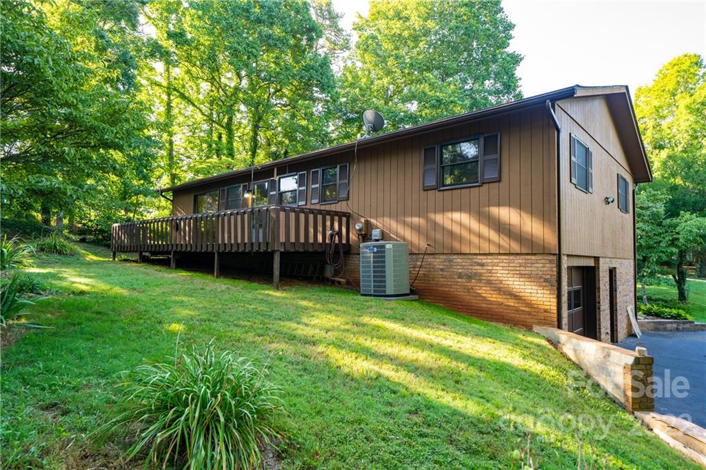 4 Pine Spring Drive Asheville NC 28805
