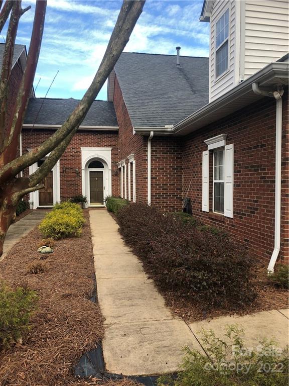 94 Columns Circle Shelby NC 28150
