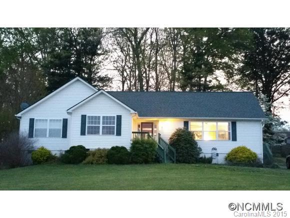 532 Woodlawn Circle Clyde NC 28721
