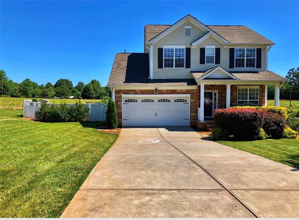 5030 Orchard Park Drive Hickory NC 28602
