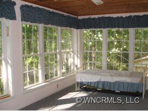50 Raccoon Ridge Fairview NC 28730