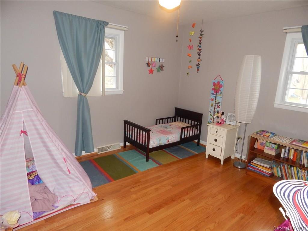 21 Summit Drive Arden NC 28704