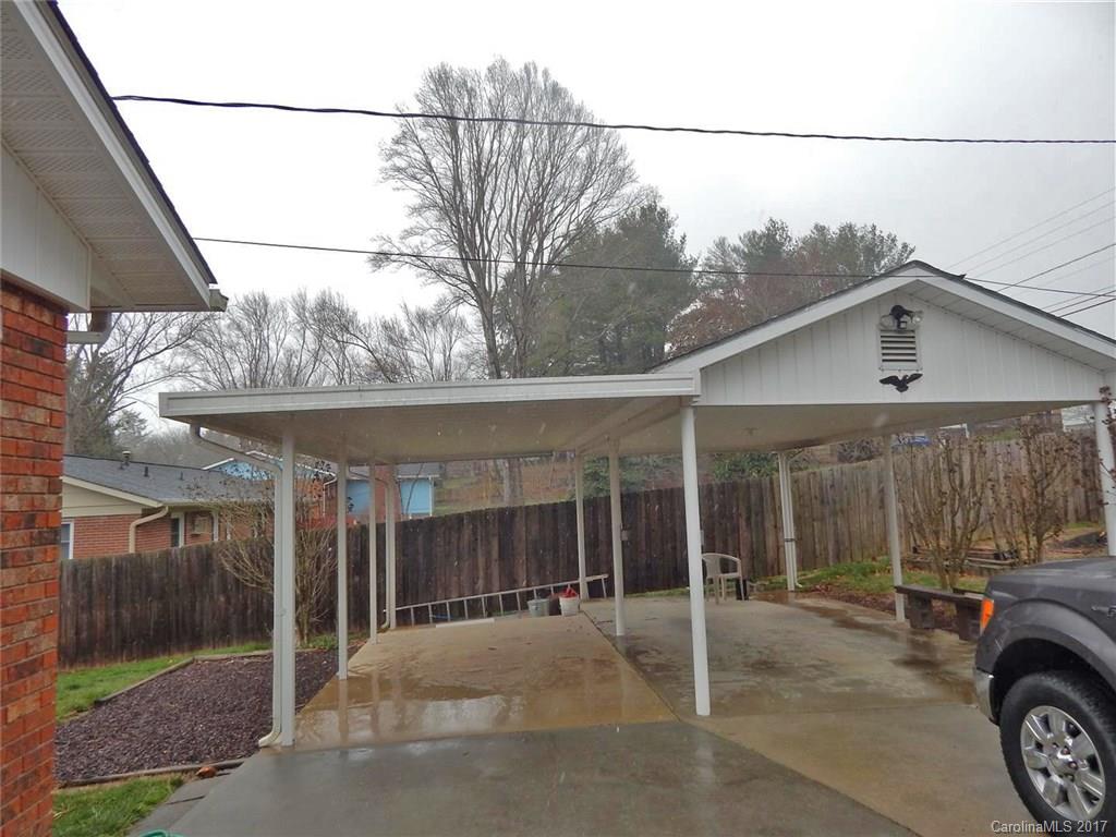 21 Summit Drive Arden NC 28704