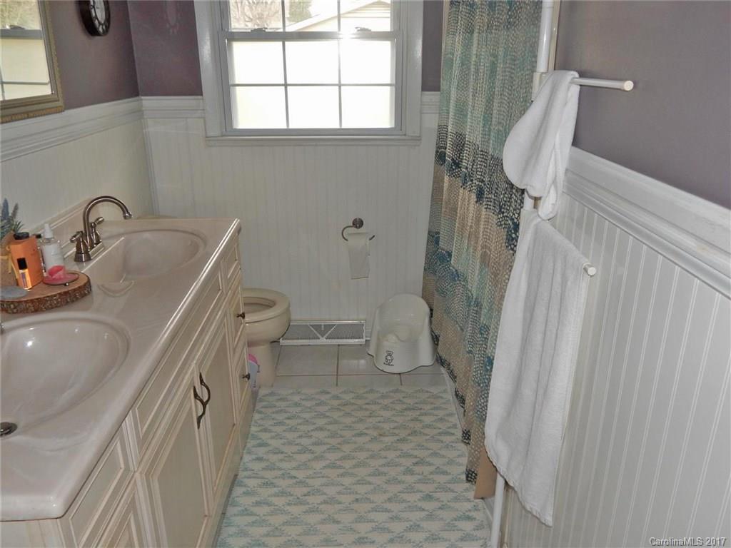 21 Summit Drive Arden NC 28704