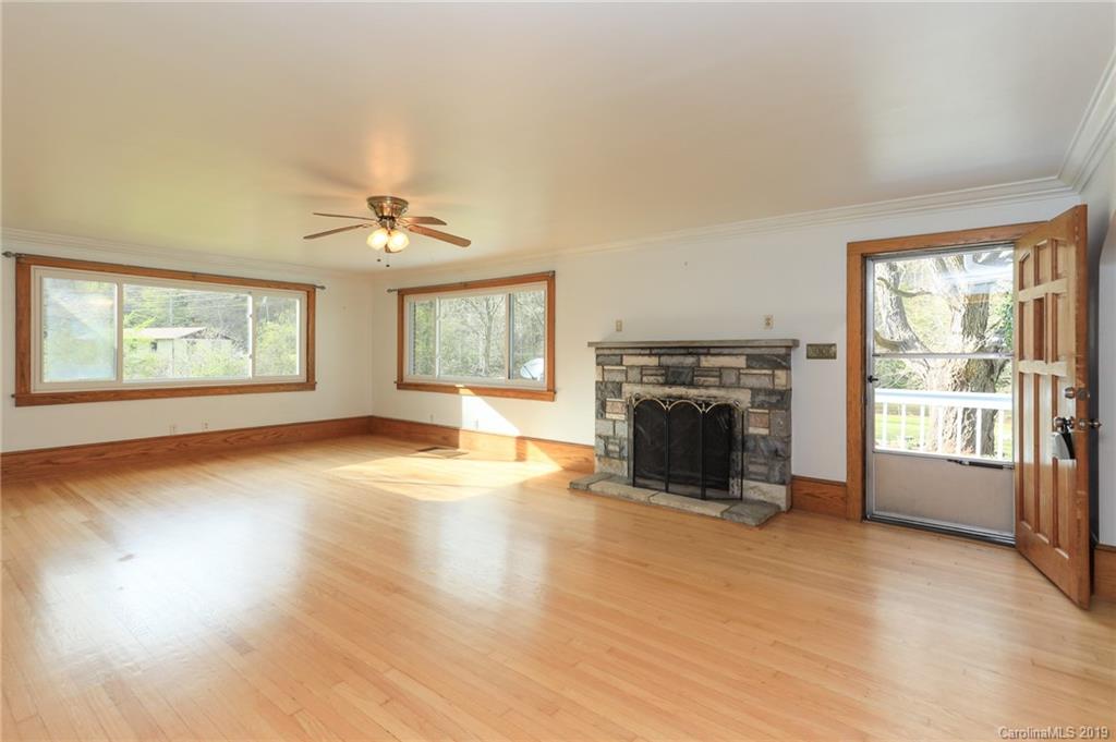 1227 Garren Creek Road Fairview NC 28730