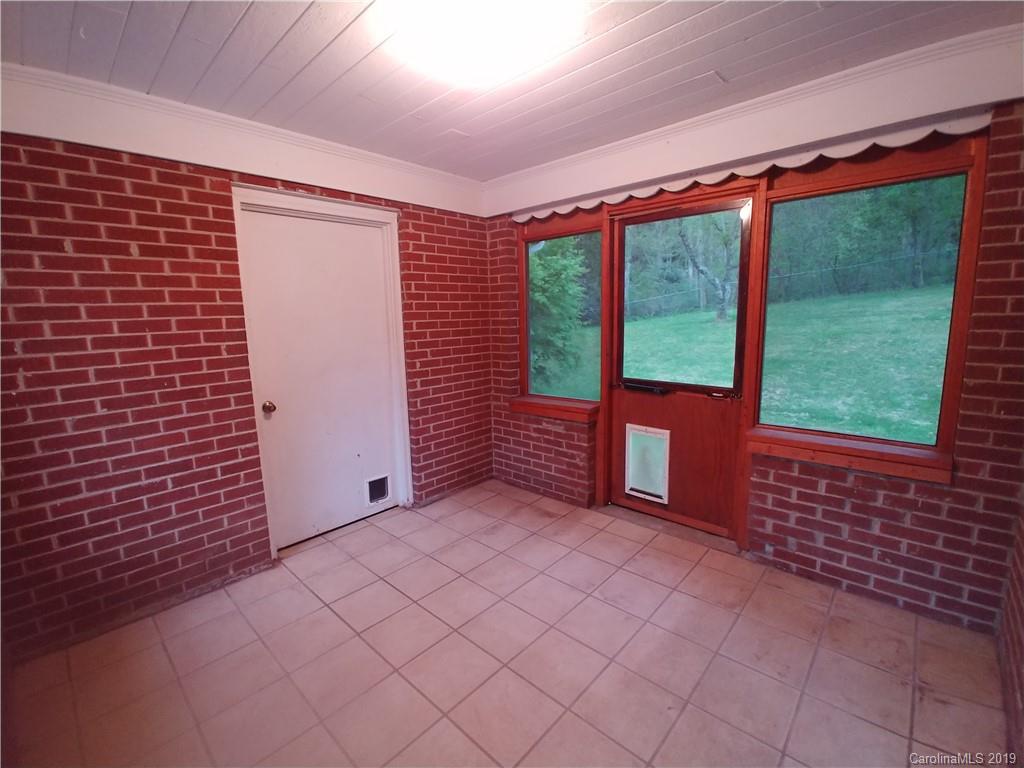 1227 Garren Creek Road Fairview NC 28730