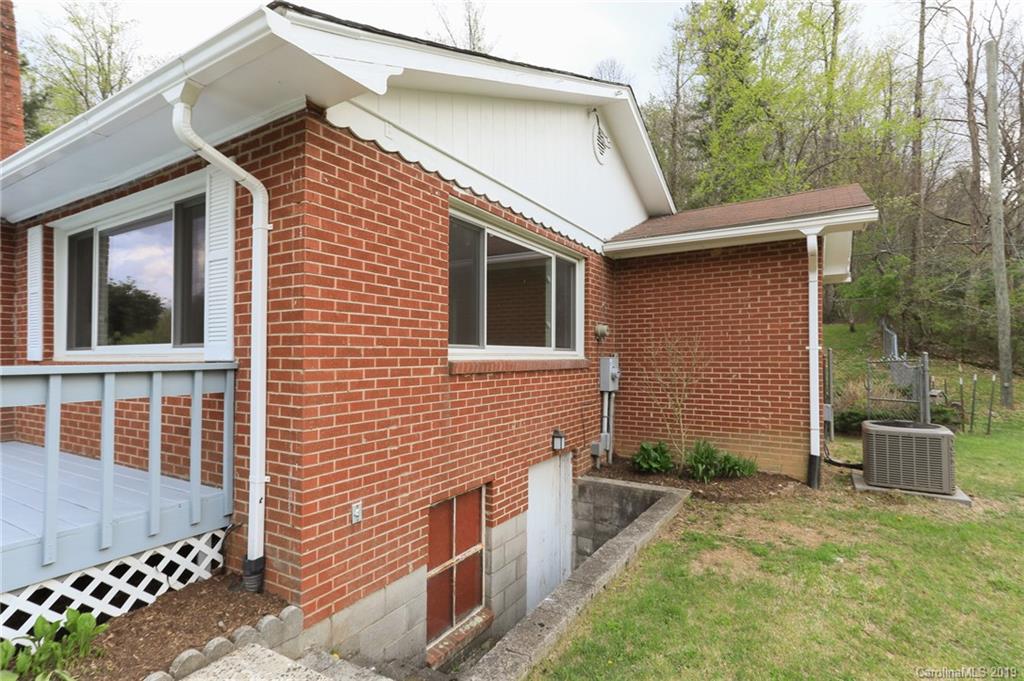 1227 Garren Creek Road Fairview NC 28730