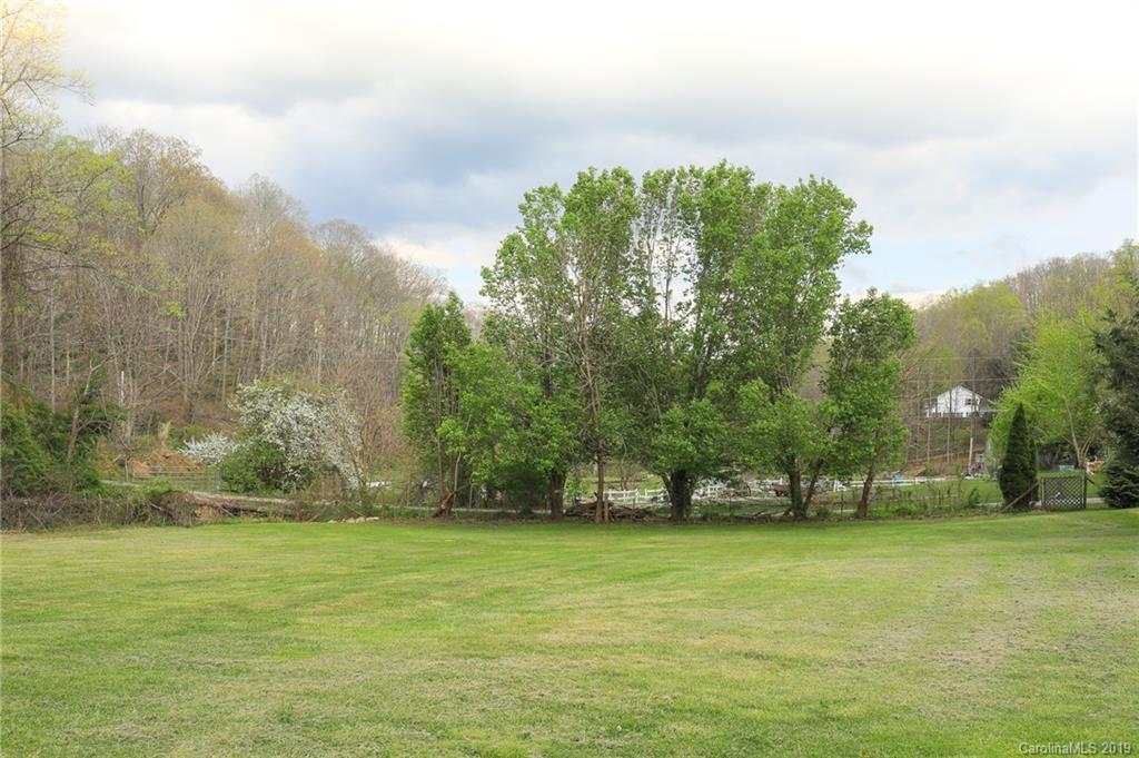 1227 Garren Creek Road Fairview NC 28730