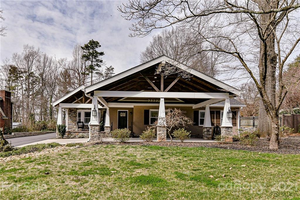 1135 Lakeside Drive Statesville NC 28677