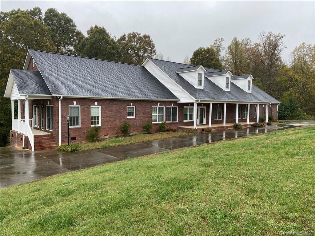7382 Woodland Hills Road Hickory NC 28602