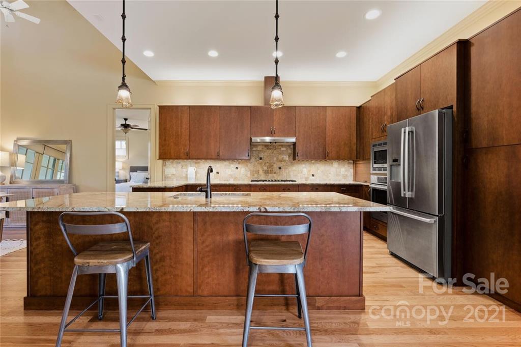 11 Chantilly Drive Asheville NC 28804