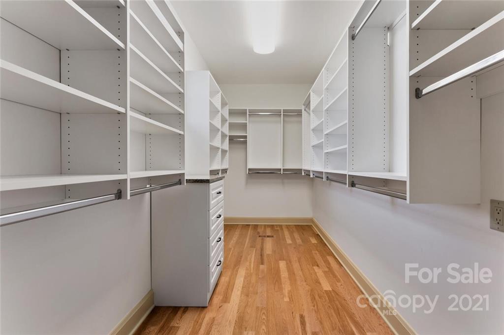 11 Chantilly Drive Asheville NC 28804