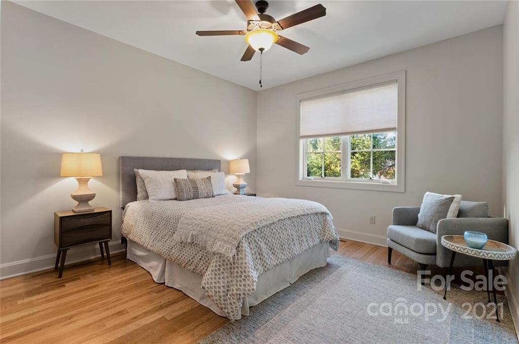 11 Chantilly Drive Asheville NC 28804