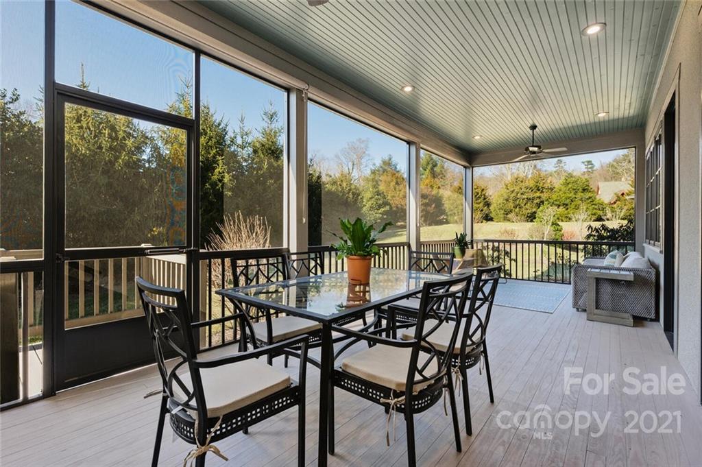 11 Chantilly Drive Asheville NC 28804