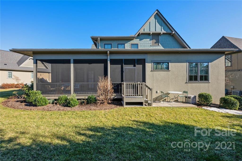11 Chantilly Drive Asheville NC 28804