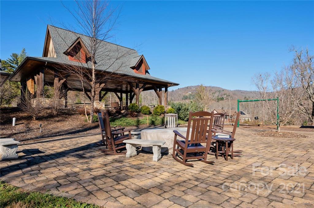 11 Chantilly Drive Asheville NC 28804