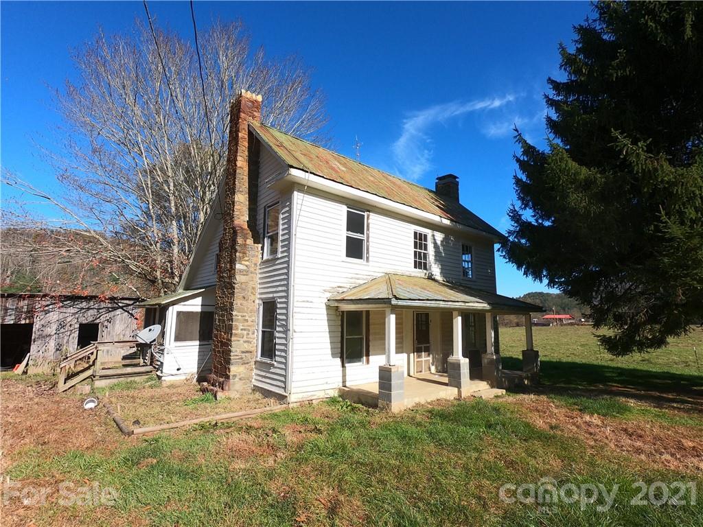 120 Duckett Road Hot Springs NC 28743