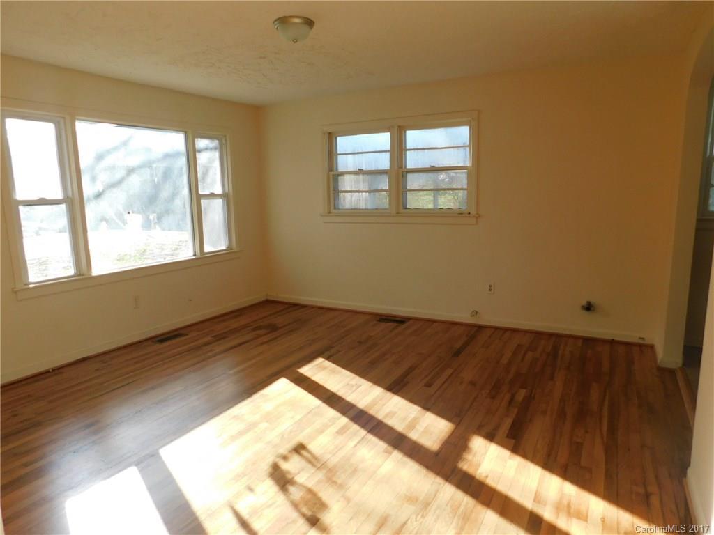 271 Prevost Street Waynesville NC 28786