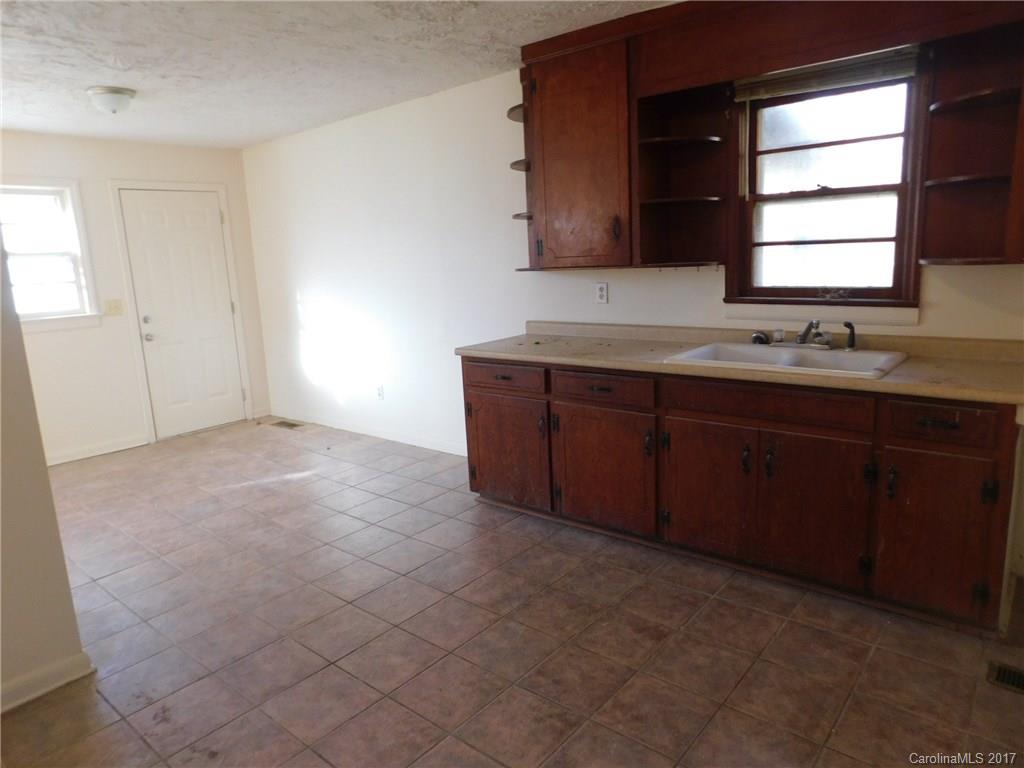 271 Prevost Street Waynesville NC 28786