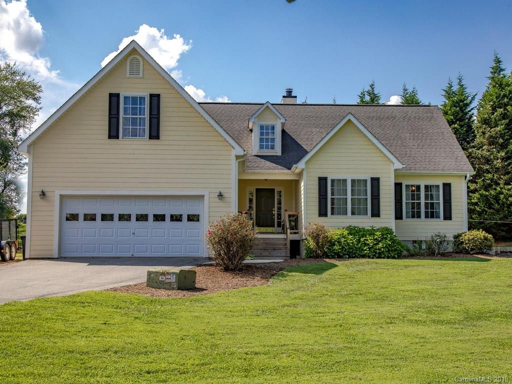 25 Chippendale Court Mills River NC 28759