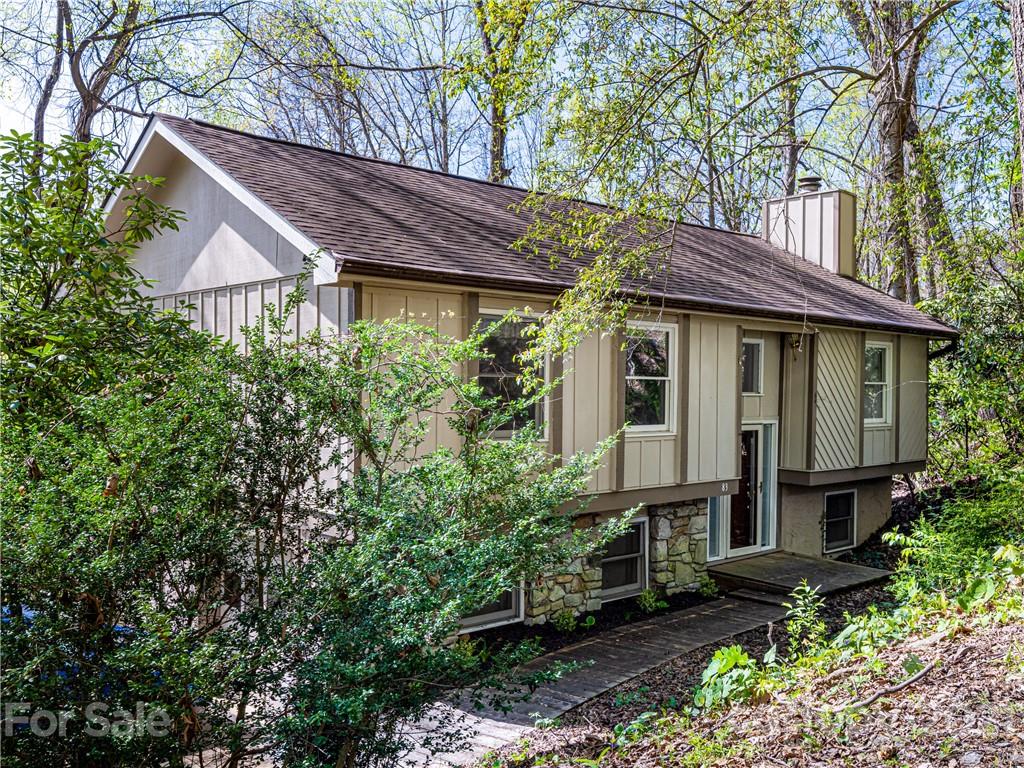 83 Tuckaway Drive Asheville NC 28803