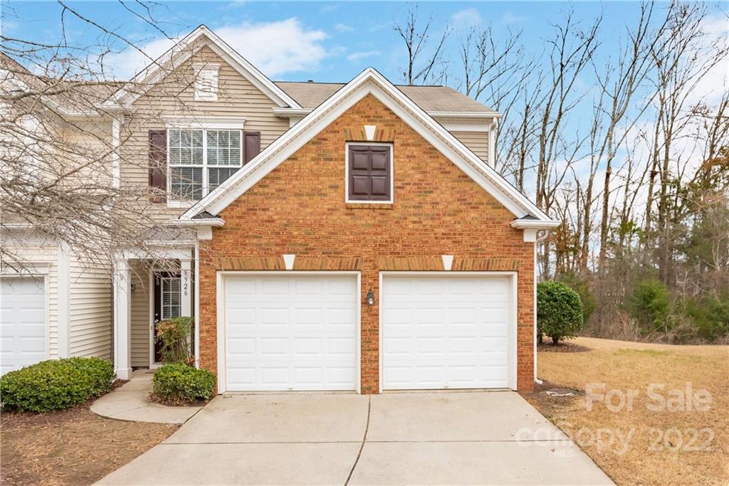 8926 Kirkley View Court Charlotte NC 28277