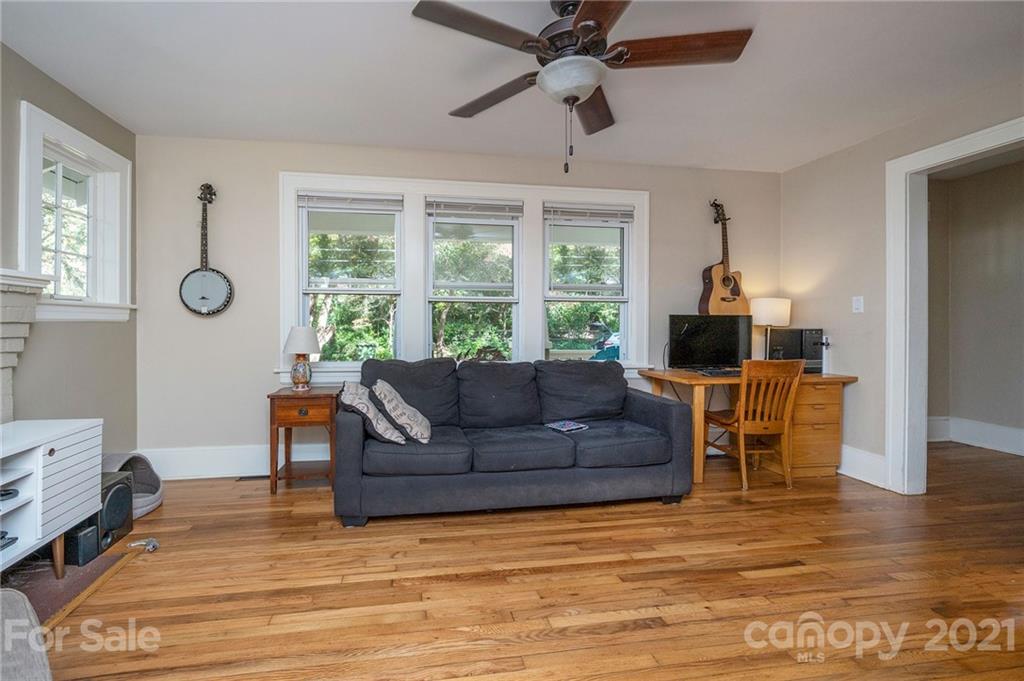 101 Trotter Place Asheville NC 28806