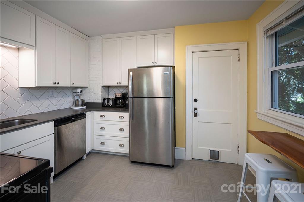 101 Trotter Place Asheville NC 28806