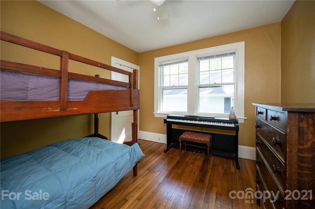 101 Trotter Place Asheville NC 28806