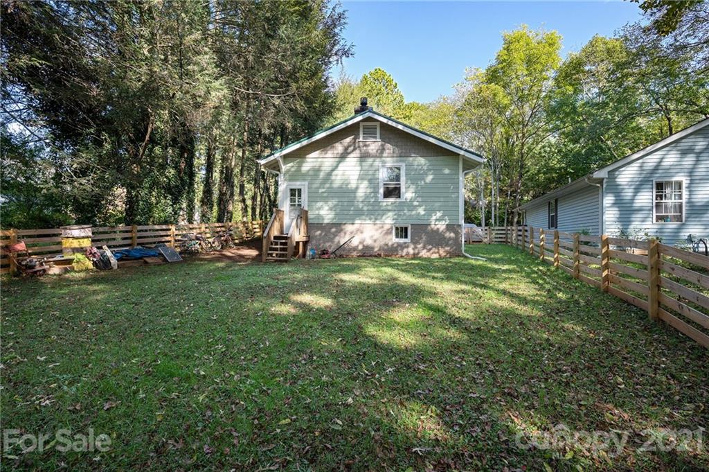 101 Trotter Place Asheville NC 28806