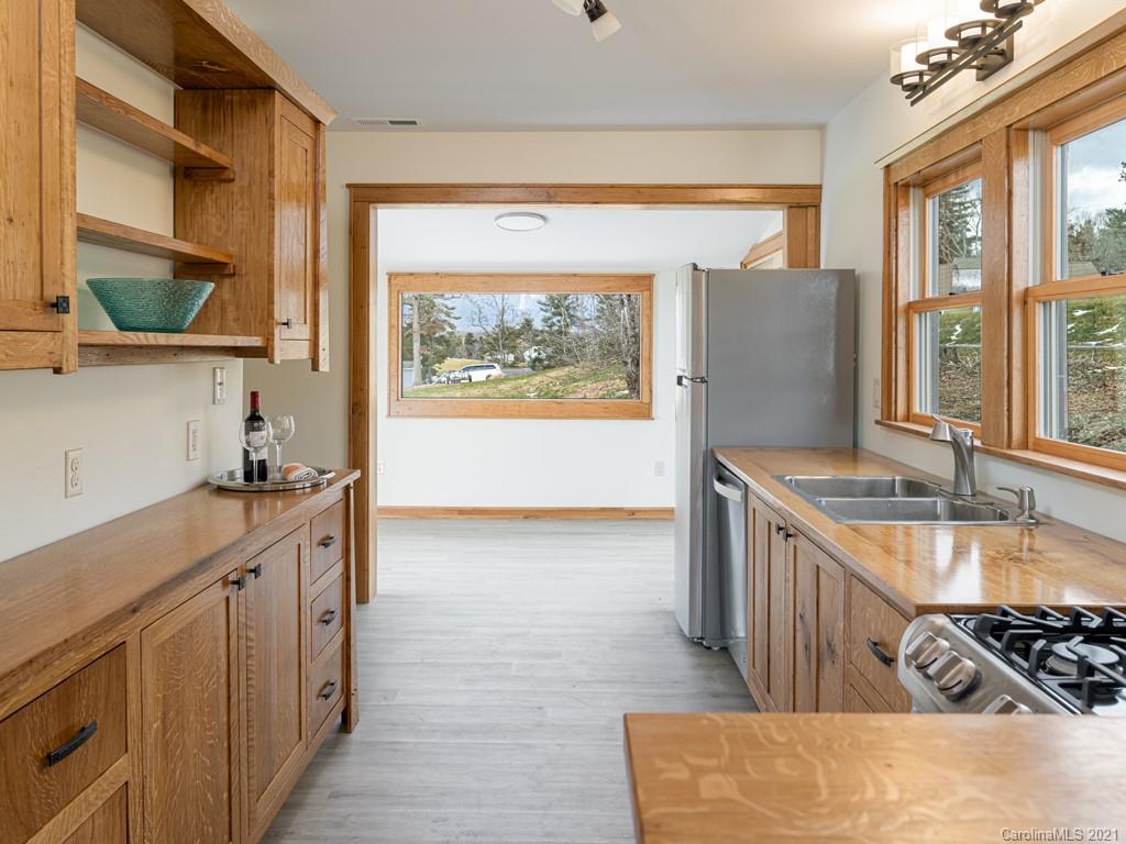 56 Goldview Road Asheville NC 28804
