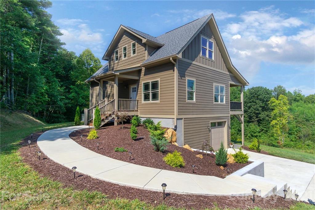 17 Spicebush Lane Weaverville NC 28787
