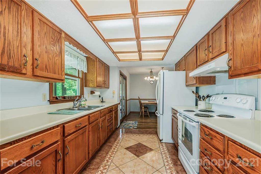 23 Warbler Drive Fletcher NC 28732
