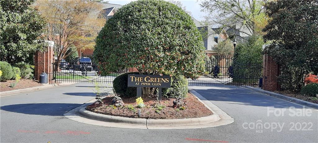 7022 The Greens Charlotte NC 28277