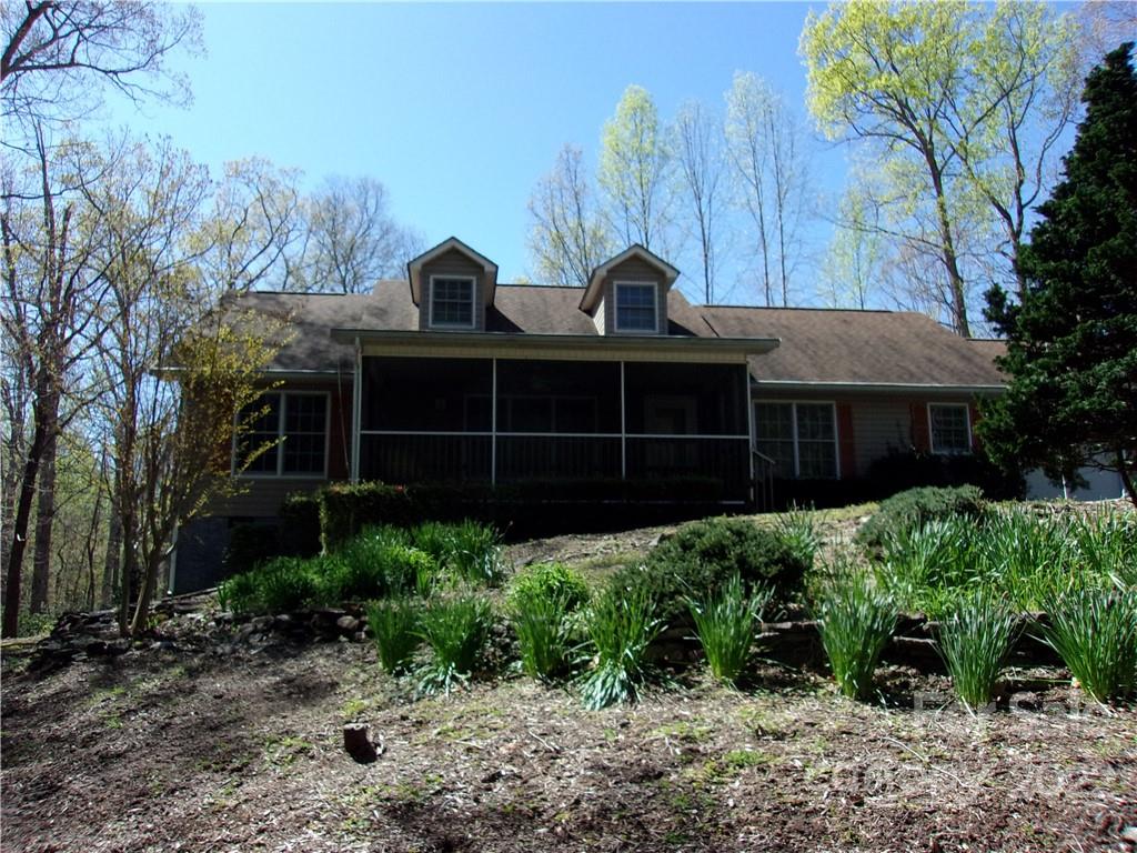270 Duck Pond Lane Columbus NC 28722