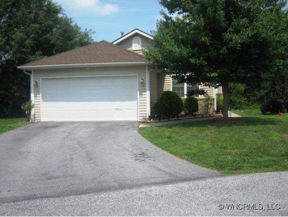 284 Creeks End Circle Mills River NC 28759