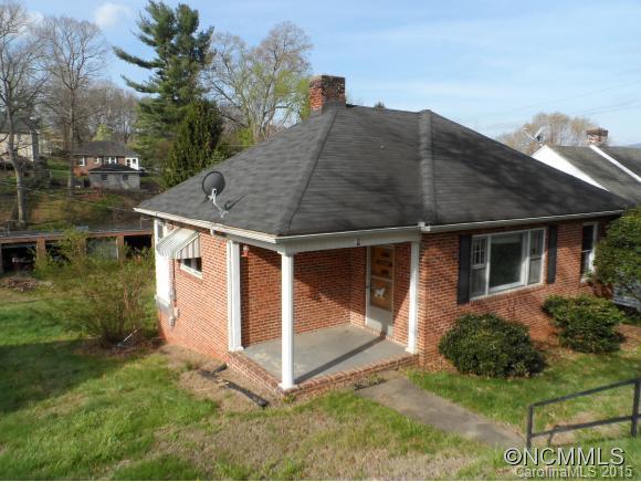 7 Enka Orchard Street Candler NC 28715