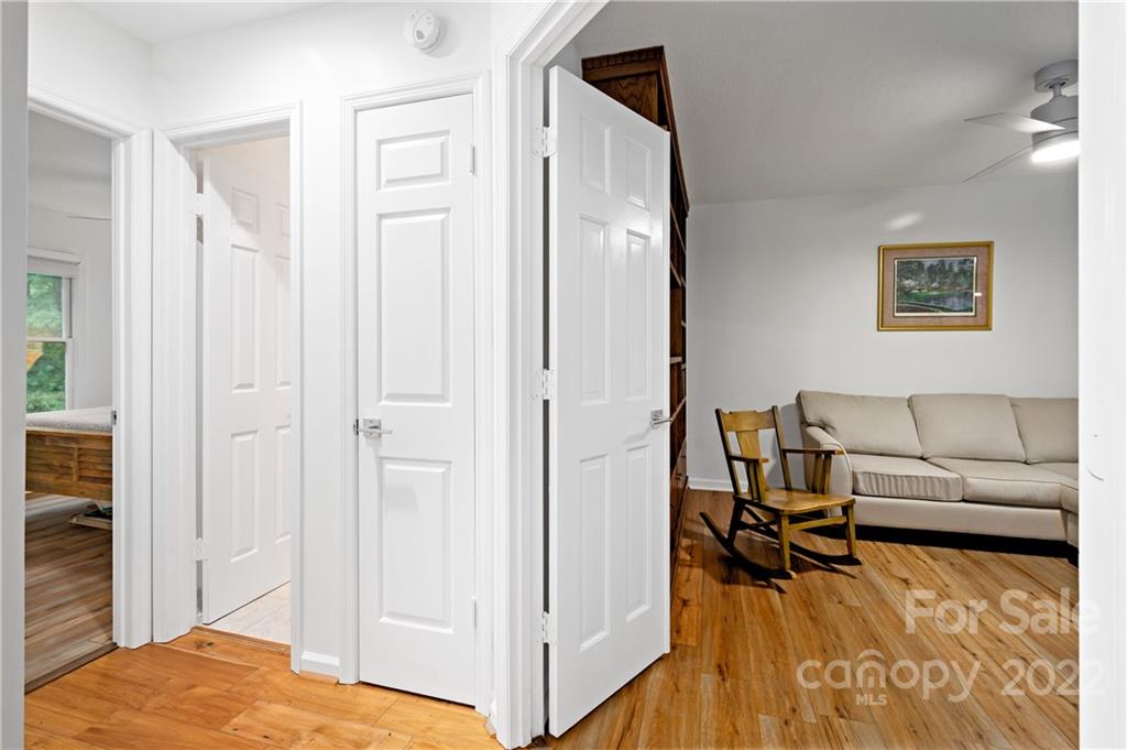 457 Soquili Drive Brevard NC 28712